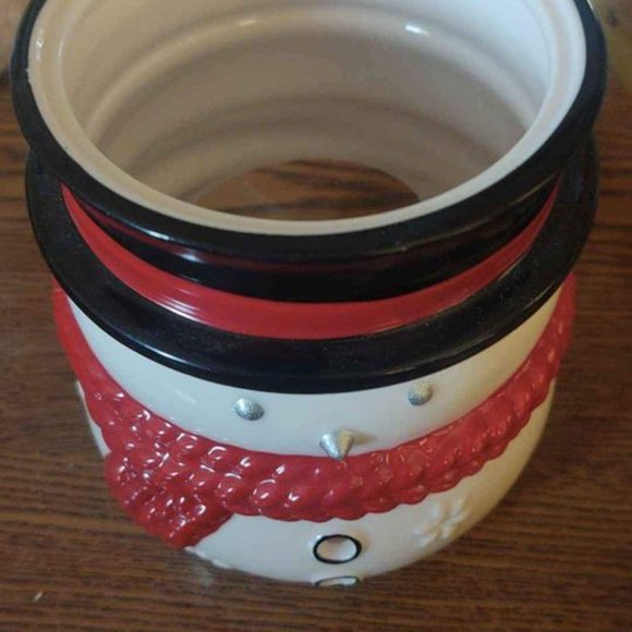 Yankee Candle Christmas Holiday Snowman Luminary Tealight Candle Holder - Picture 3 of 10